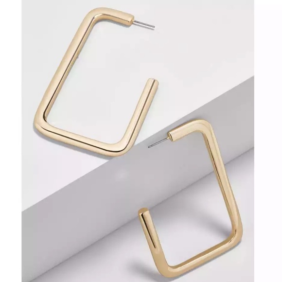 The Leila - Thick Rectangle Golden Hoop Earrings - Picture 2 of 7